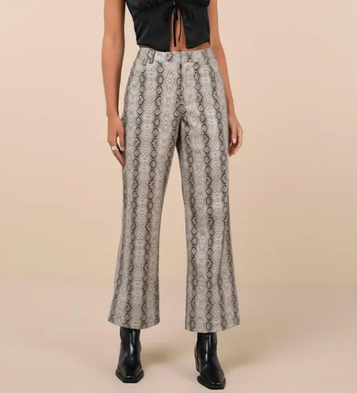 Wildly Captivating Grey Snake Print